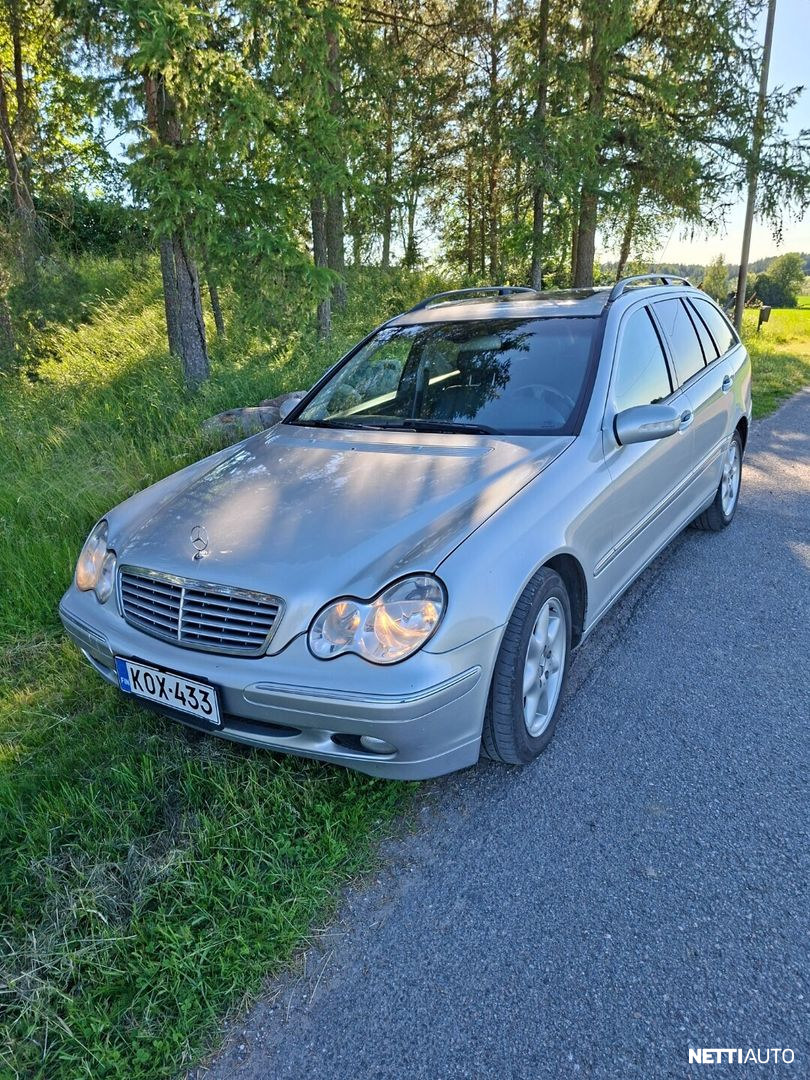 Mercedes-Benz C 240