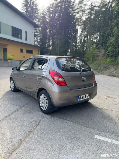 Hyundai i20 2012, photo 3/12