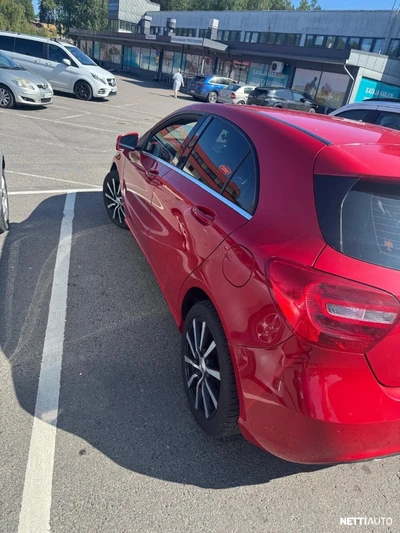 Mercedes-Benz A BE Premium Business 2013, kuva 2/6