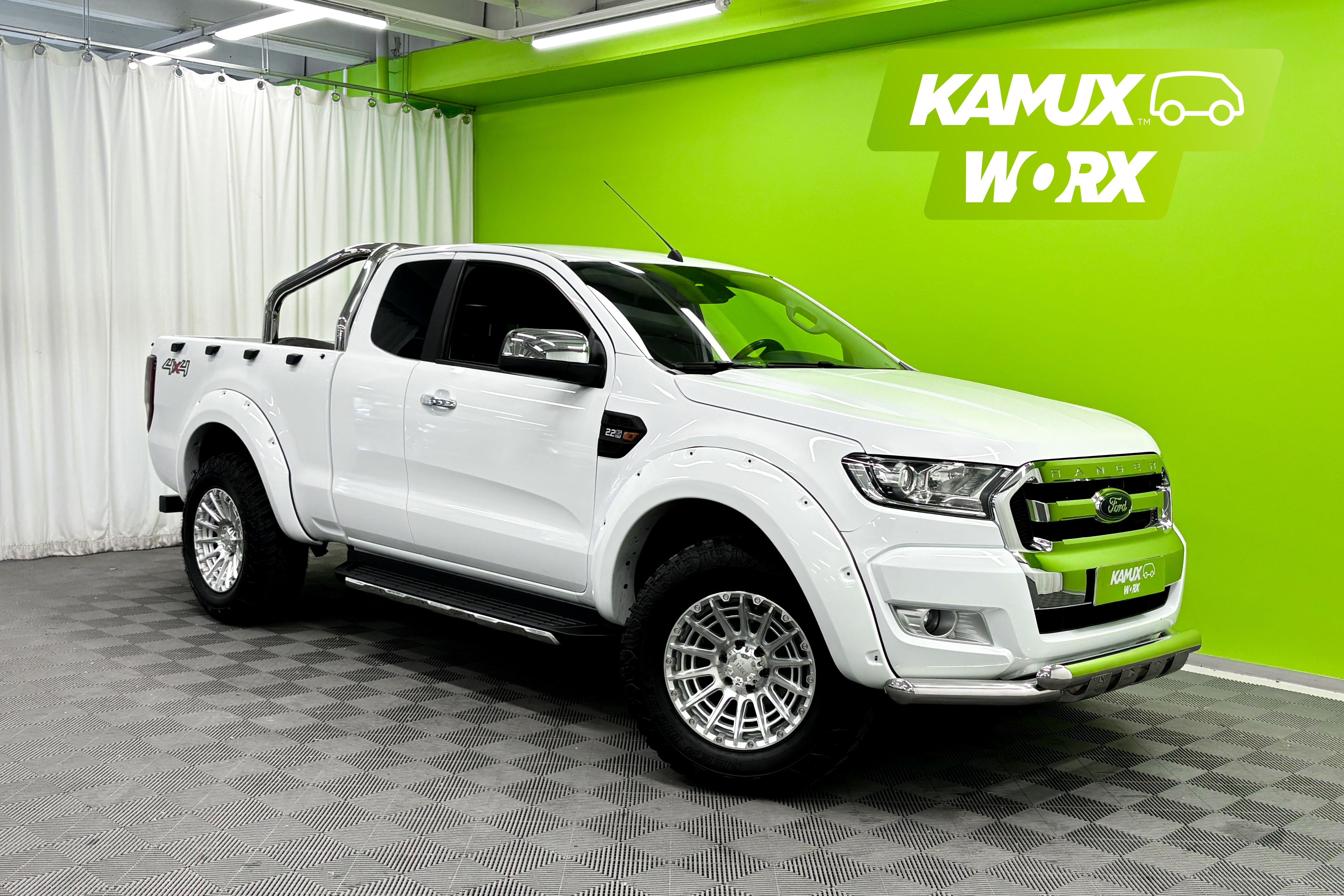 Ford Ranger Super Cab 2,2TDCi 160 hv A6 4x4 XLT *Näyttävä*