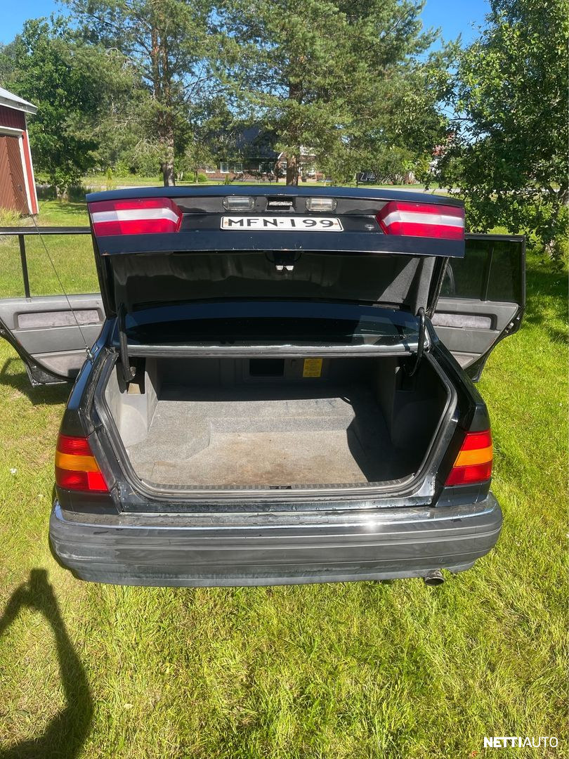 Volvo 960 1992, photo 6/17
