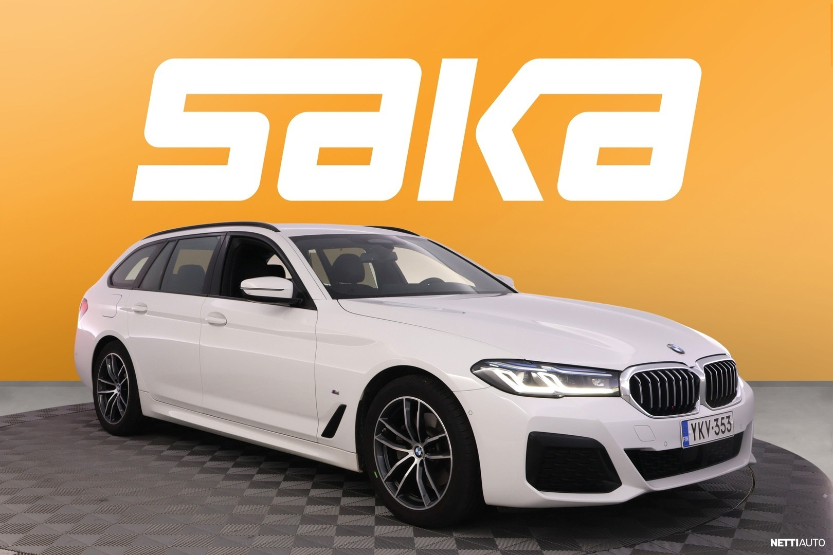 BMW 520