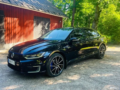 Volkswagen Passat 2017, photo 2/15