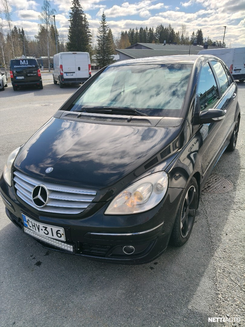 Mercedes-Benz B
