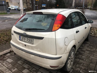 Ford Focus 5 ovinen 2003, kuva 5/8