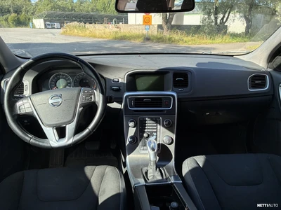 Volvo V60 T4F Momentum aut 2013, kuva 6/6
