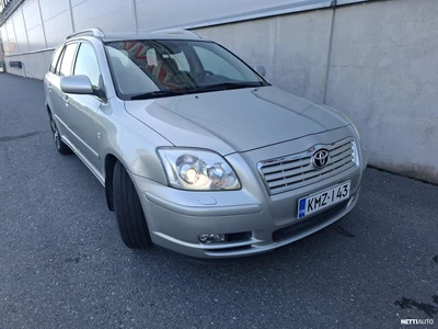 Toyota Avensis 2004, kuva 2/50
