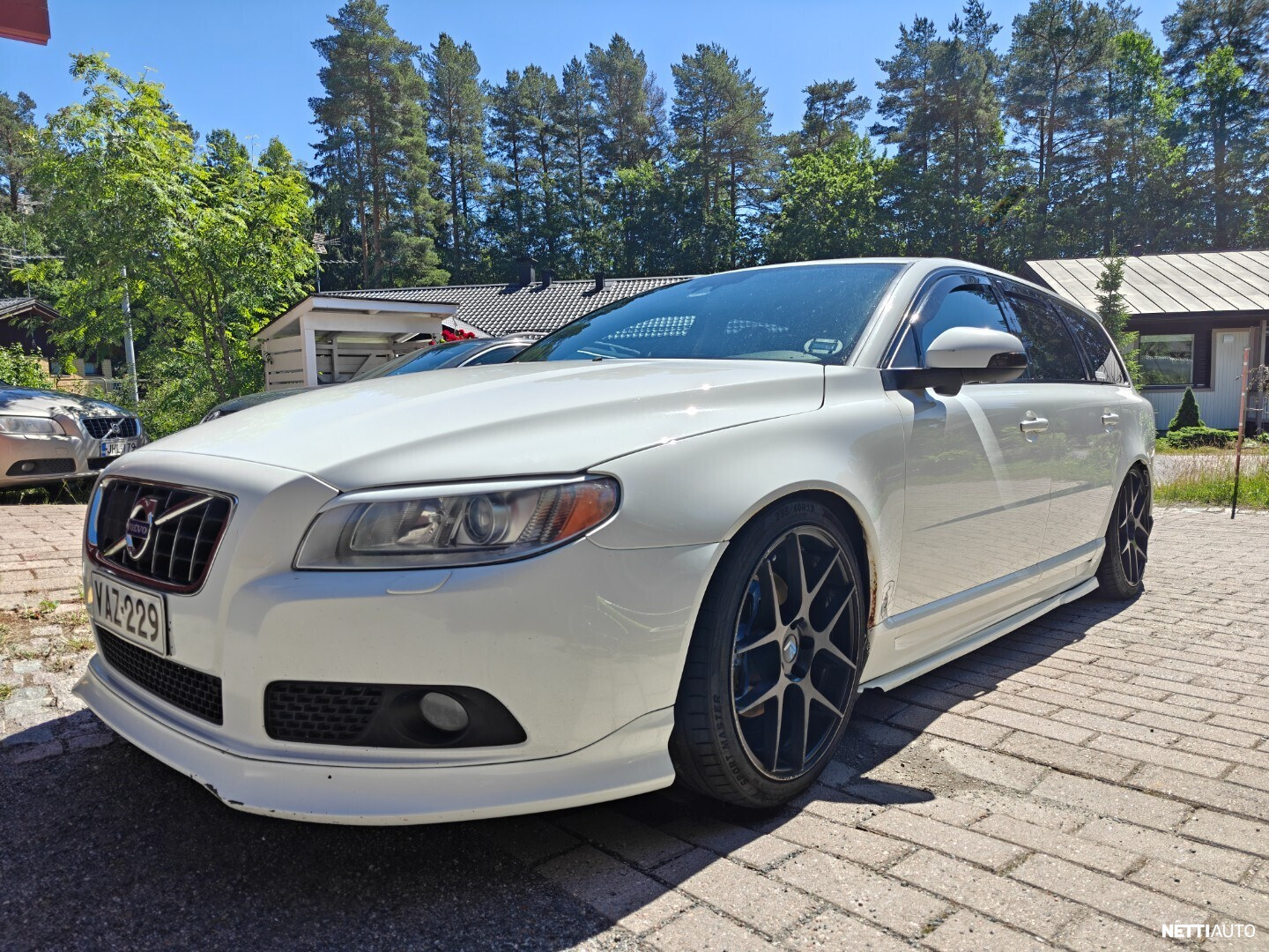 Volvo V70
