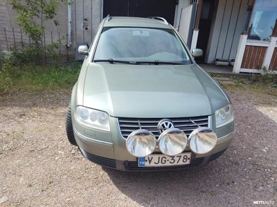 Volkswagen Passat 2004, kuva 3/10