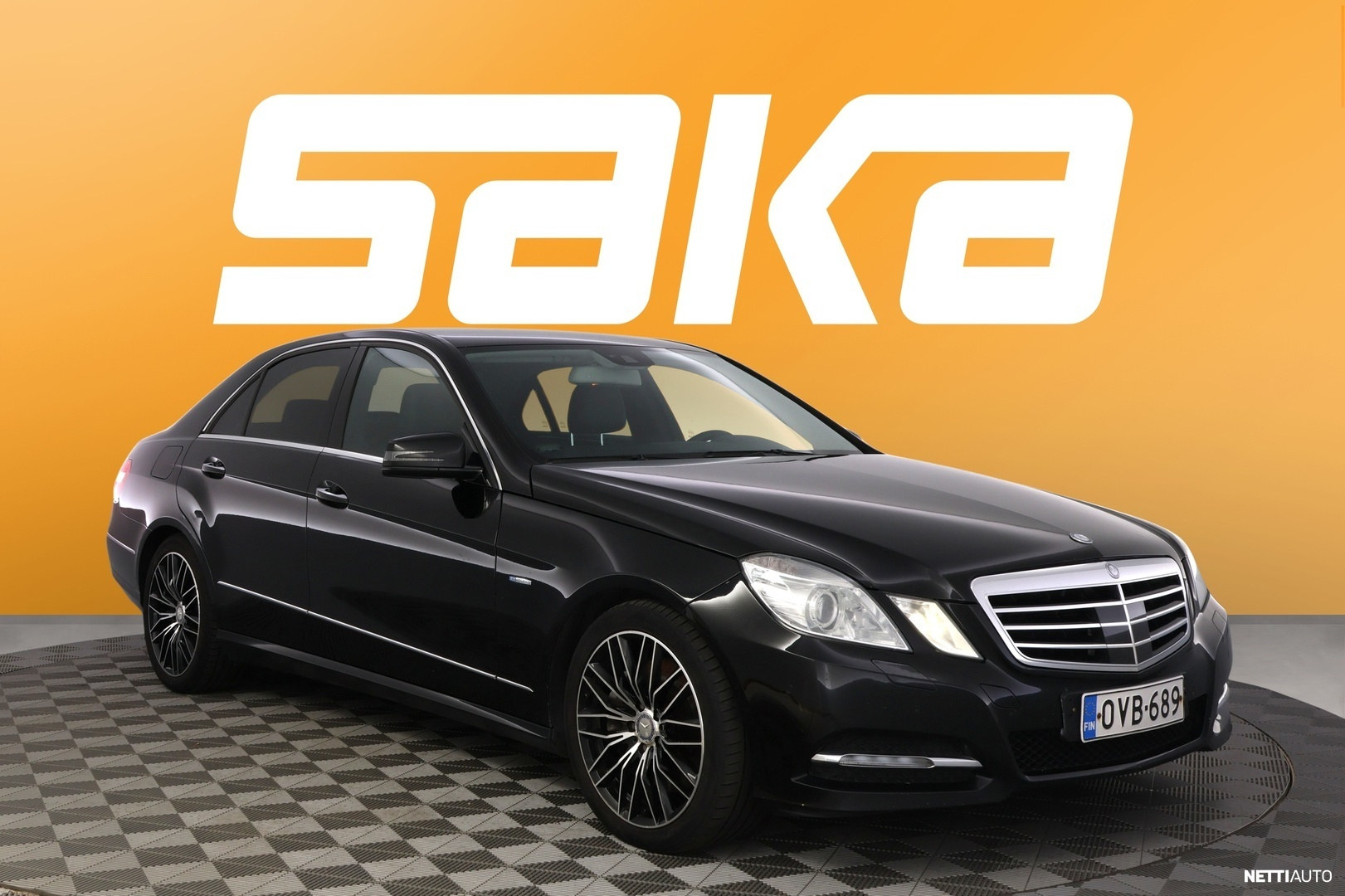 Mercedes-Benz E