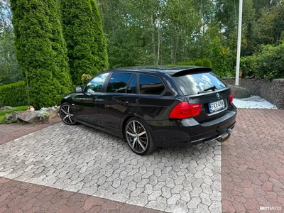 BMW 320 A E91 Touring 2010, kuva 4/10