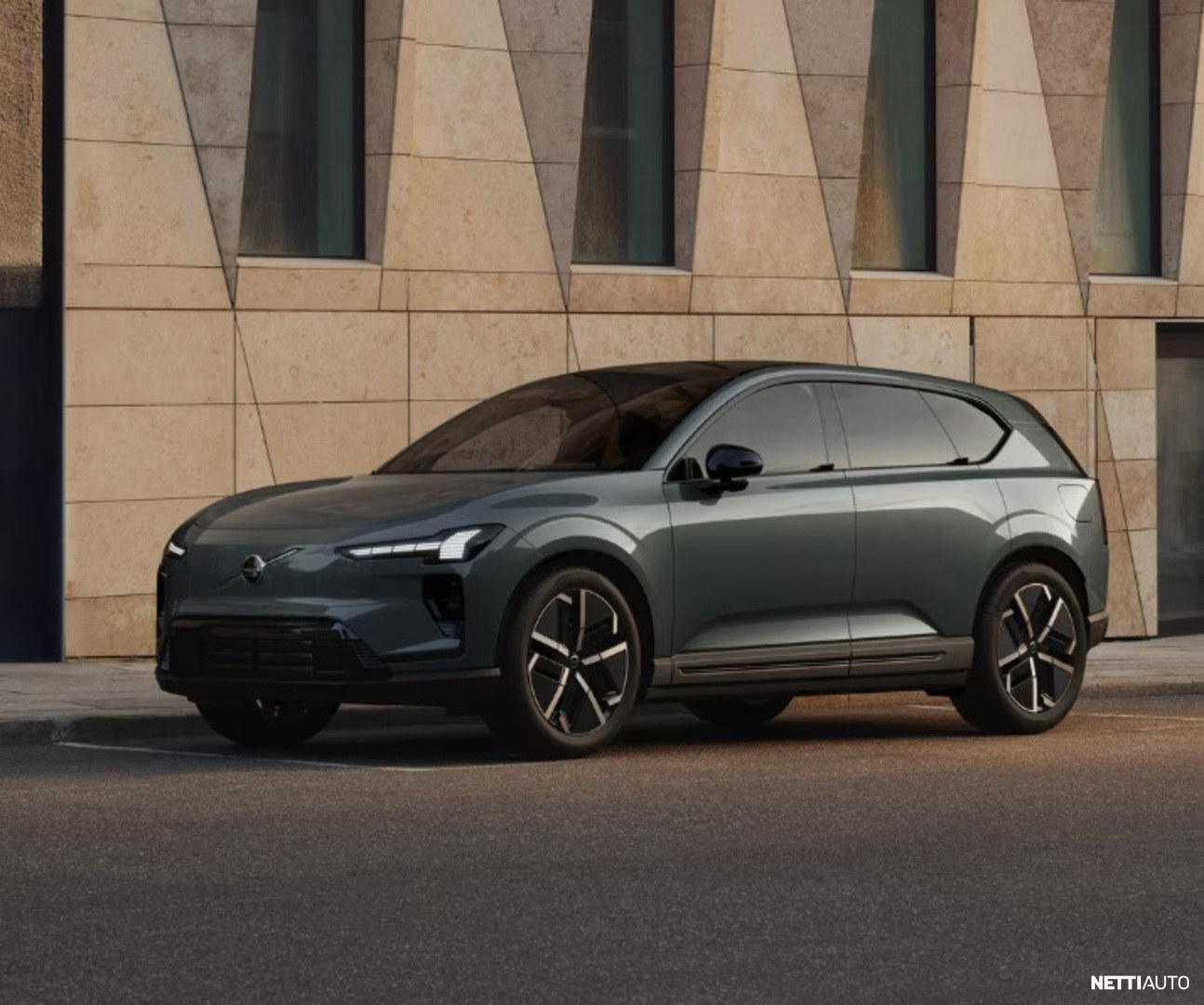 Volvo EX60