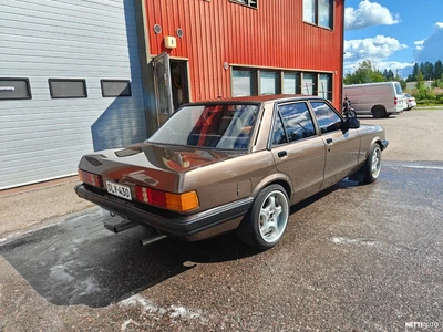 Ford Granada 1983, kuva 2/16