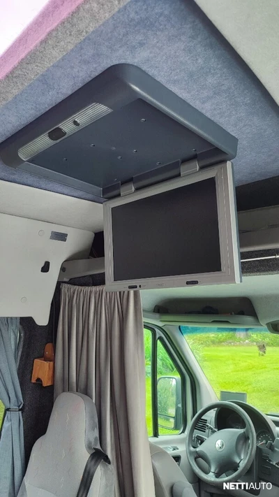 Volkswagen Crafter 2009, photo 4/8