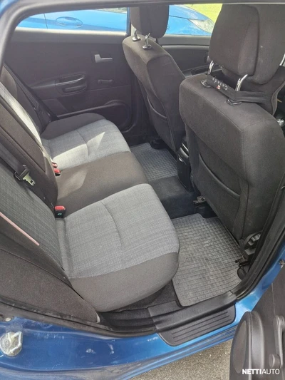 Kia Ceed 2010, kuva 7/7