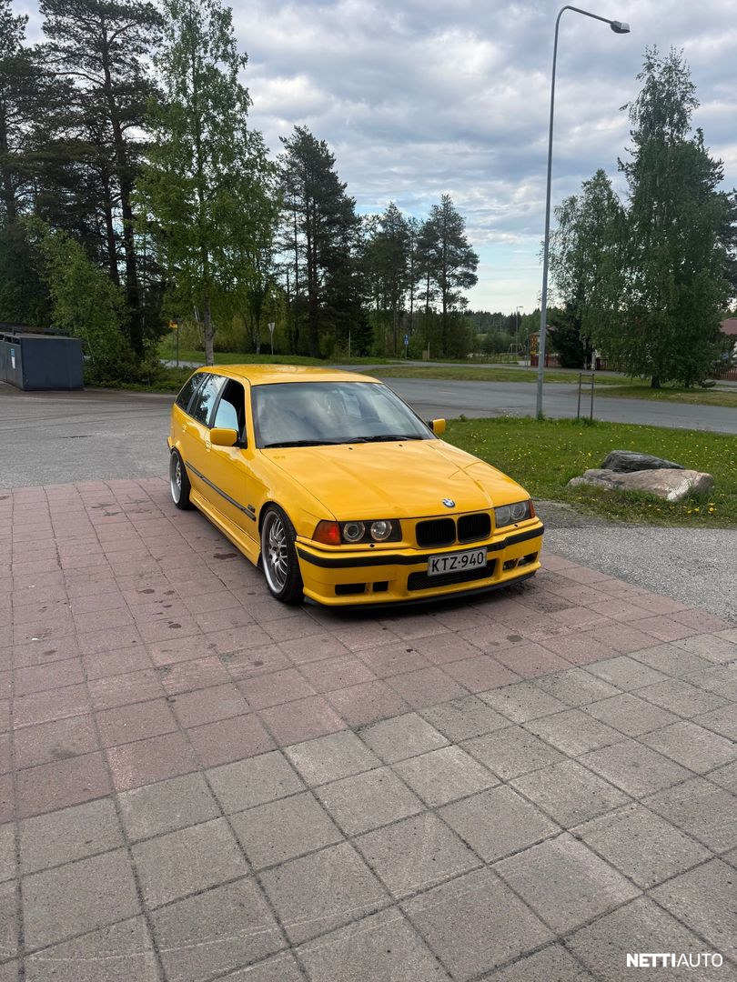 BMW 325