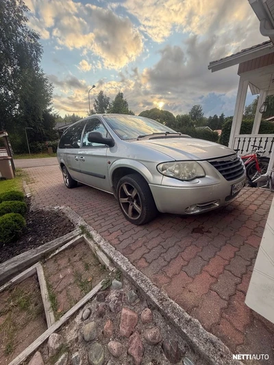 Chrysler Grand Voyager 3.3 sng 2005, kuva 3/11
