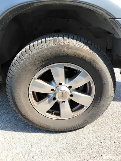 Isuzu D-Max 2011, photo 4/9