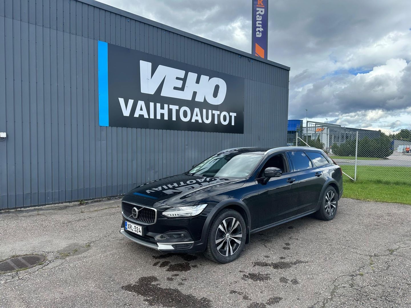 Volvo V90 Cross Country