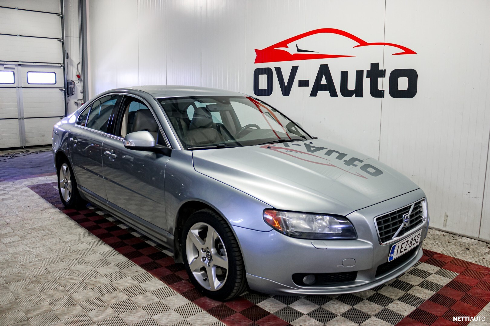 Volvo S80