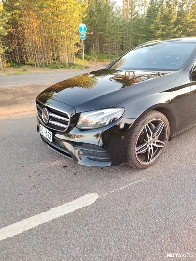 Mercedes-Benz E 2017, photo 2/9