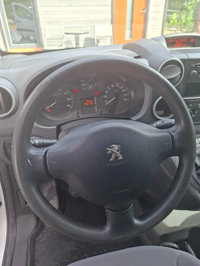 Peugeot Partner Pakettiauto 2016, kuva 5/8