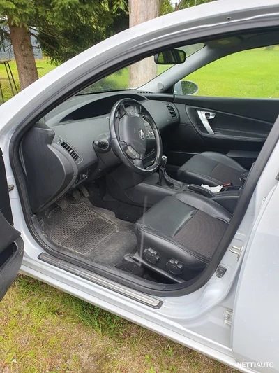 Nissan Primera 2007, photo 5/7