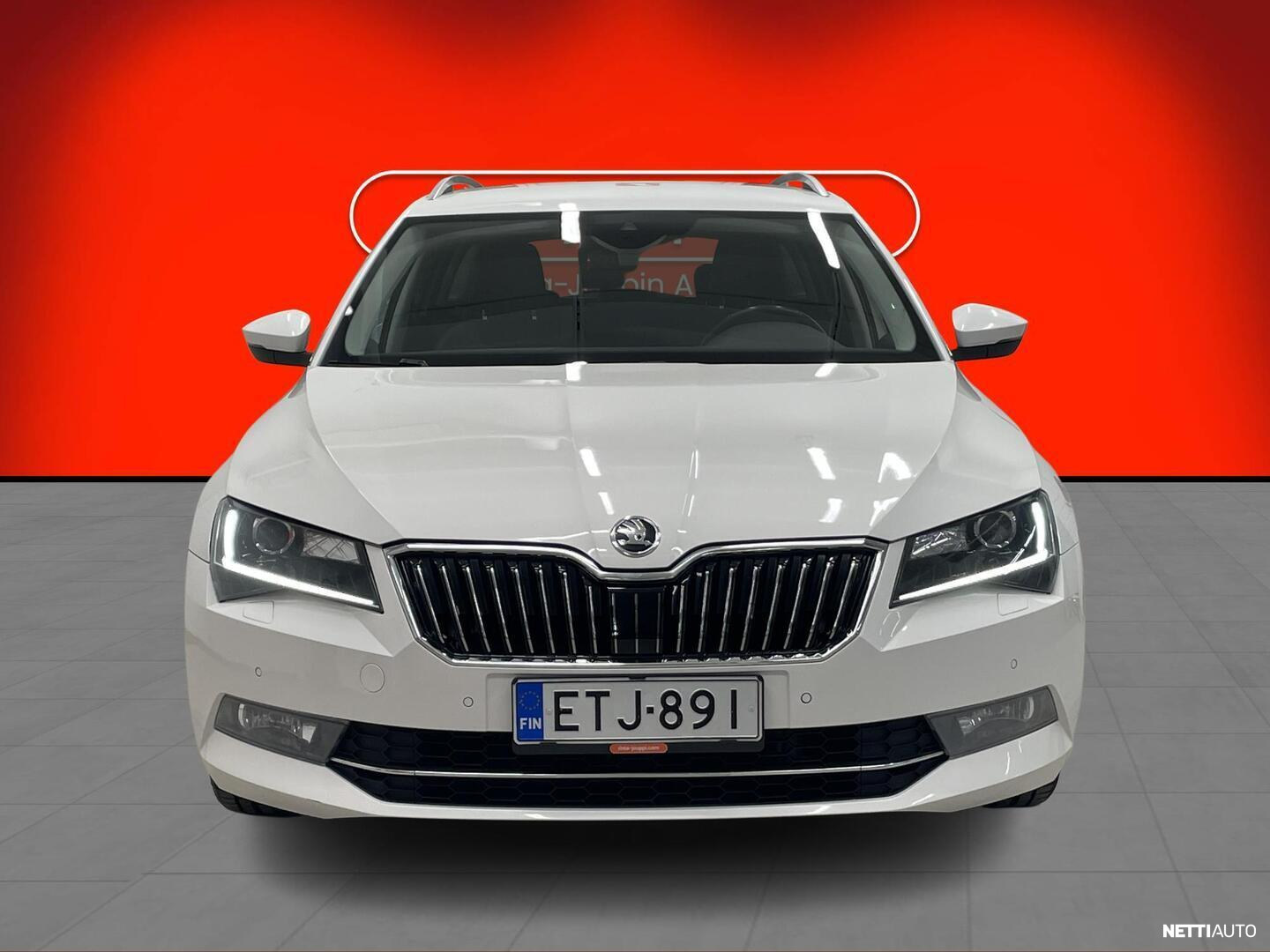Skoda Superb 2016, kuva 3/30