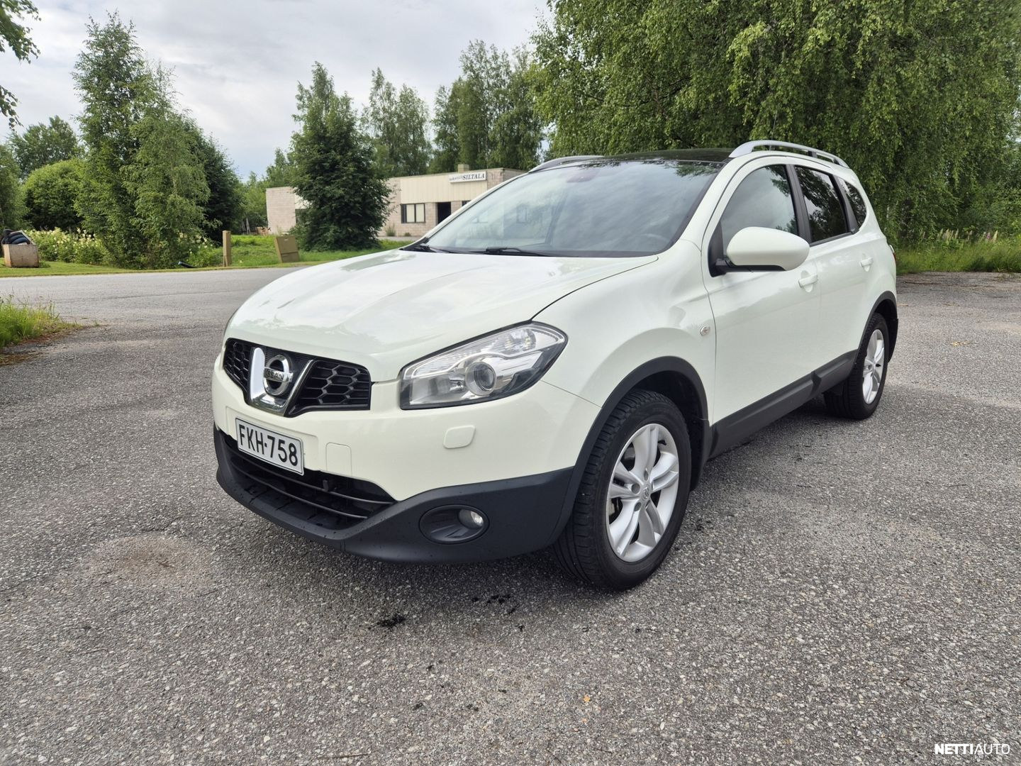 Nissan Qashqai+2