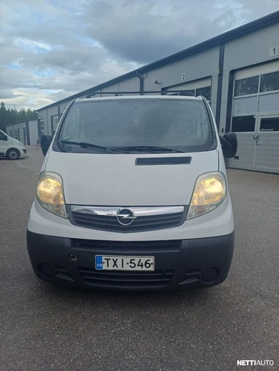 Opel Vivaro 2.0 2007, photo 2/10