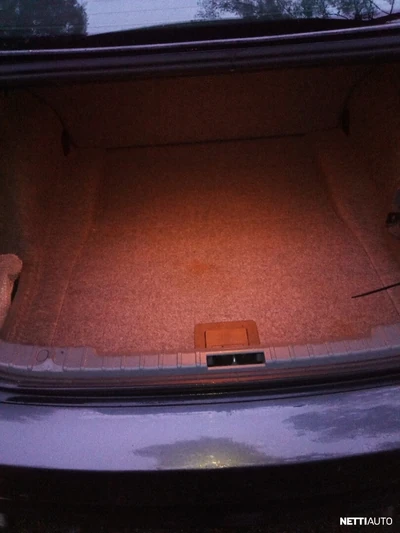 BMW 320 2005, photo 2/5