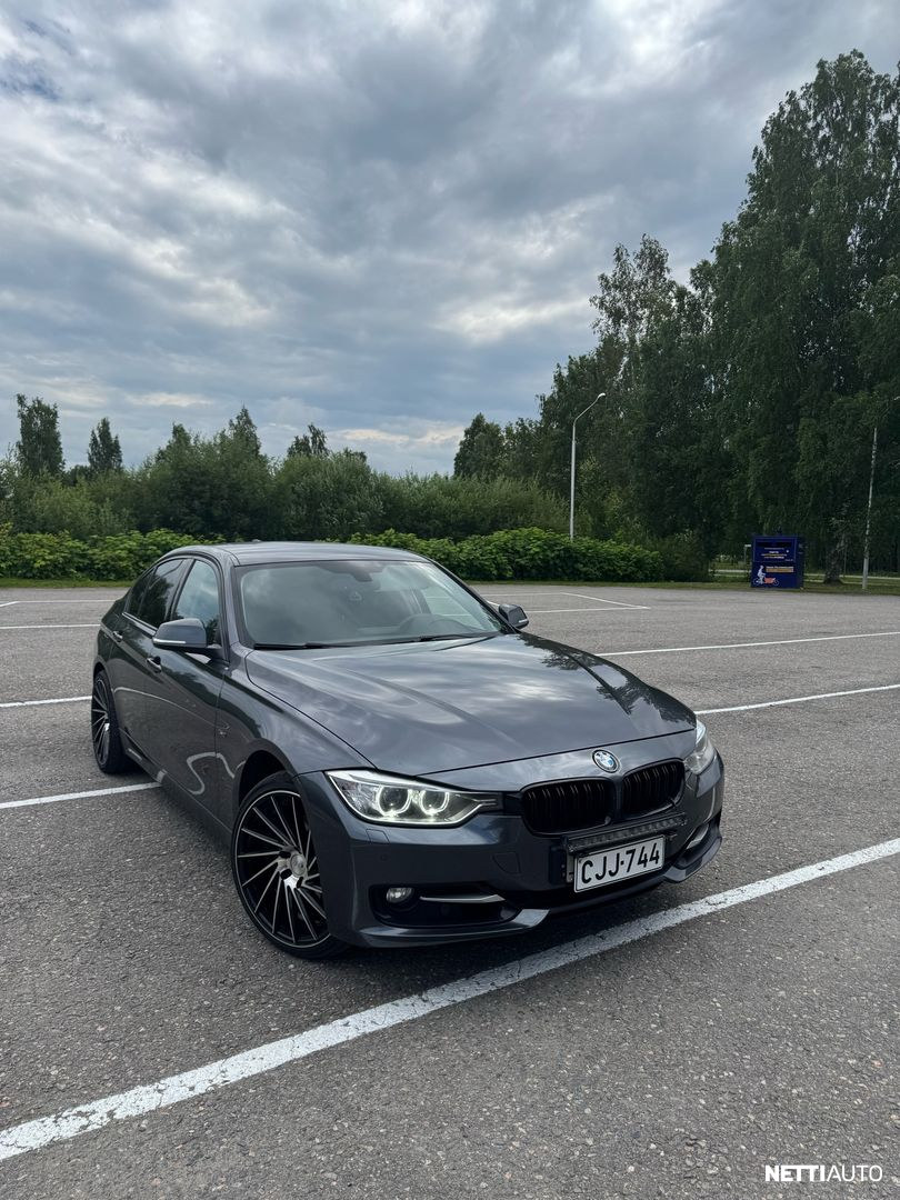BMW 320