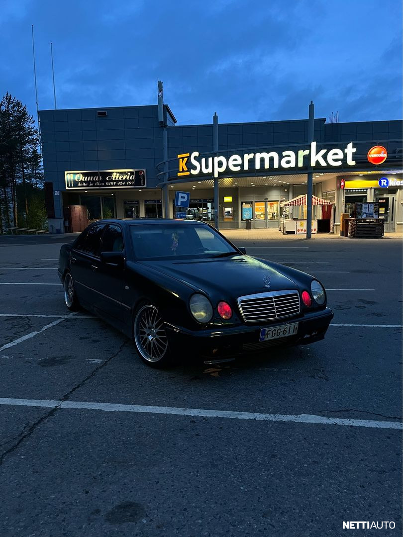 Mercedes-Benz E