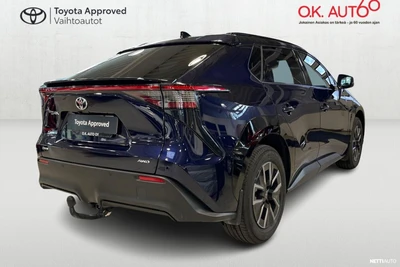 Toyota bZ4X Launch Edition AWD Business 2025, photo 6/23