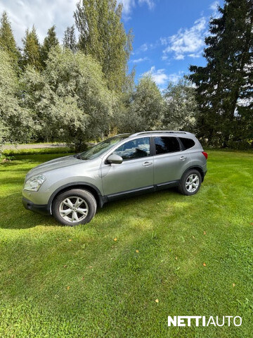 Nissan Qashqai+2