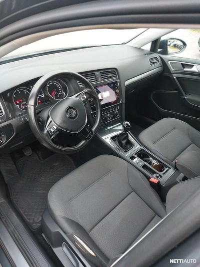 Volkswagen Golf 2017, photo 6/6