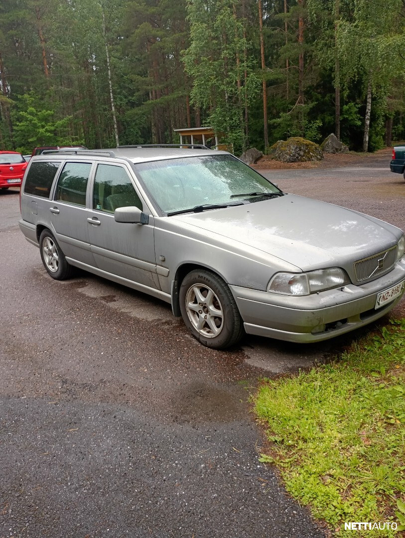 Volvo V70