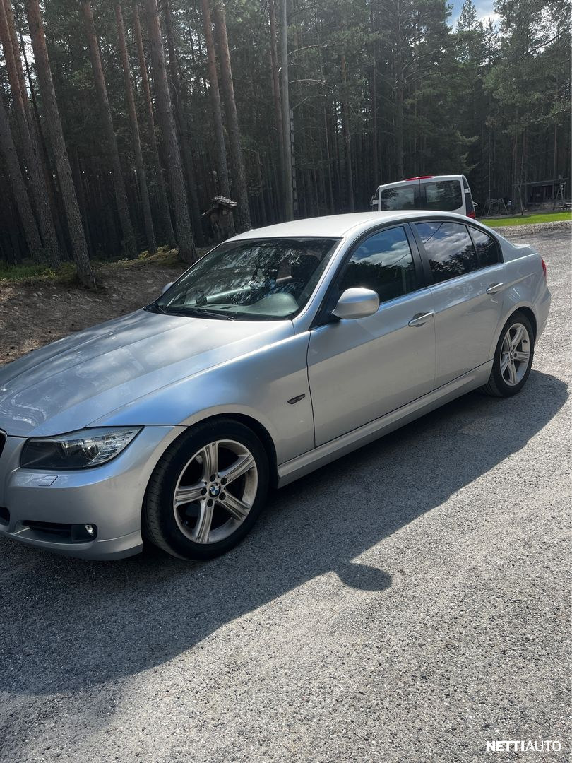 BMW 318 2010, photo 3/13