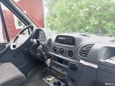 Mercedes-Benz 311 2000, kuva 3/3