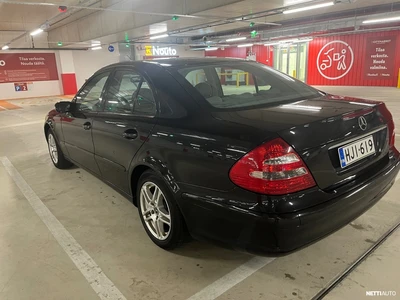 Mercedes-Benz E 240 2004, photo 4/10