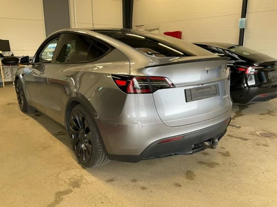 Tesla Model Y Performance 2024, kuva 2/2