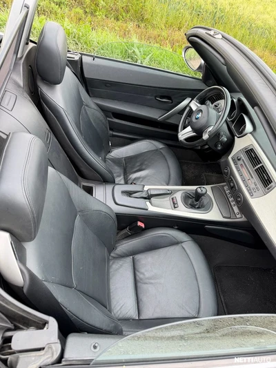 BMW Z4 2,2 2004, kuva 5/10