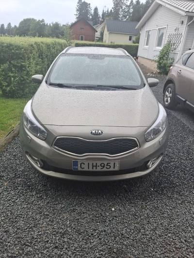 Kia Ceed 1,6 EX SW DCT A/T 2013, kuva 3/11