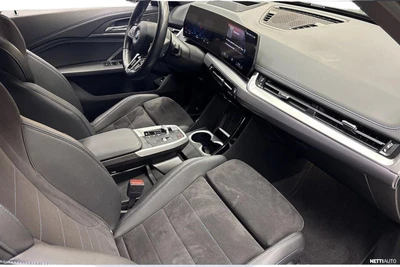 BMW iX1 U11 30 xDrive M Sport 2023, kuva 4/6