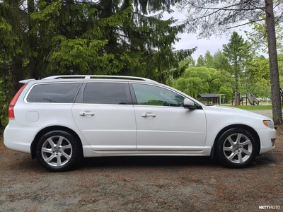 Volvo V70 D3 Summum aut 2014, photo 3/19