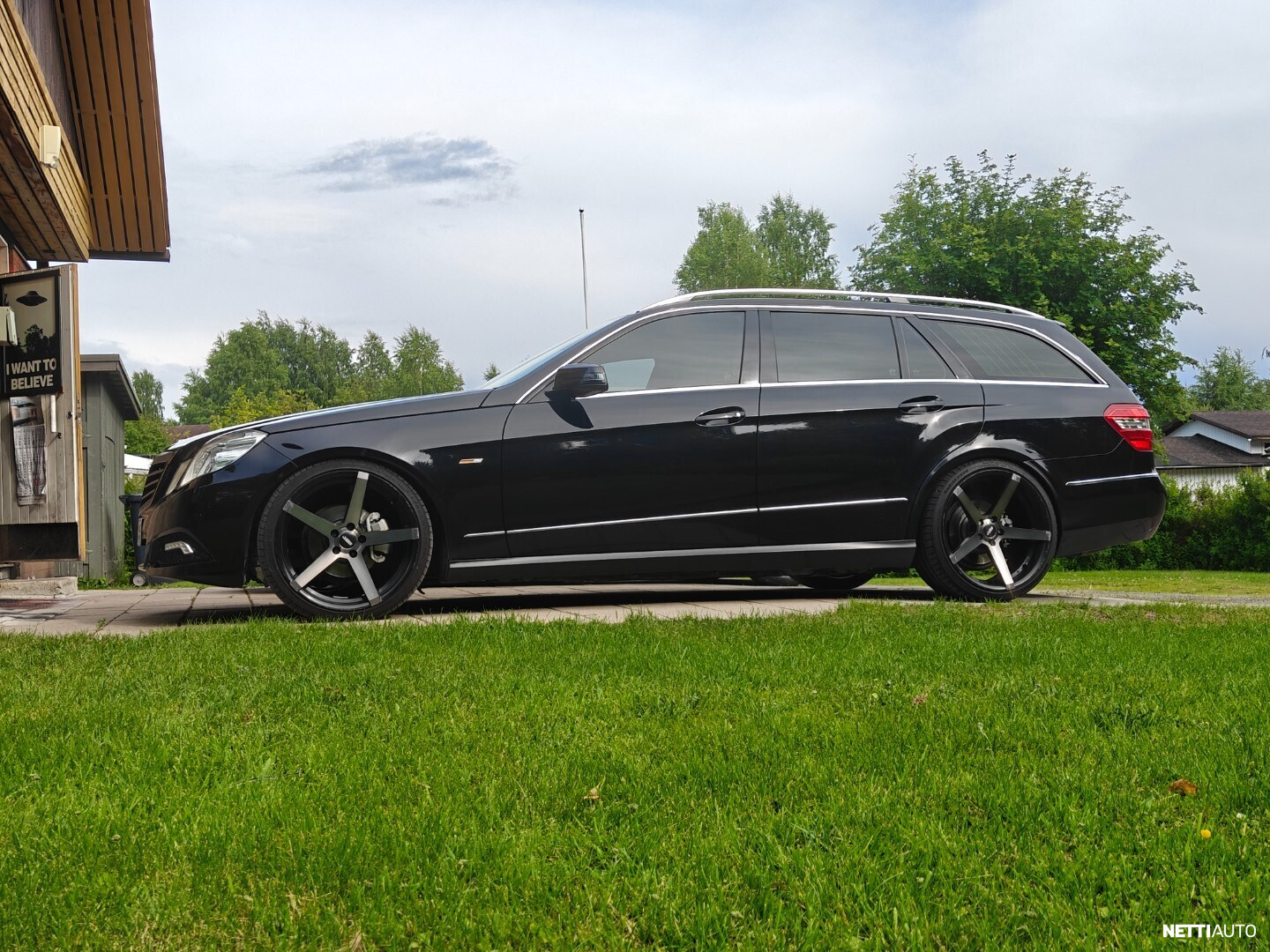 Mercedes-Benz E