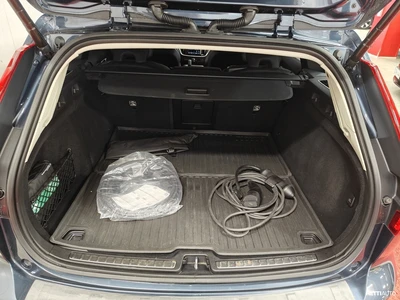 Volvo V60 2023, kuva 5/33