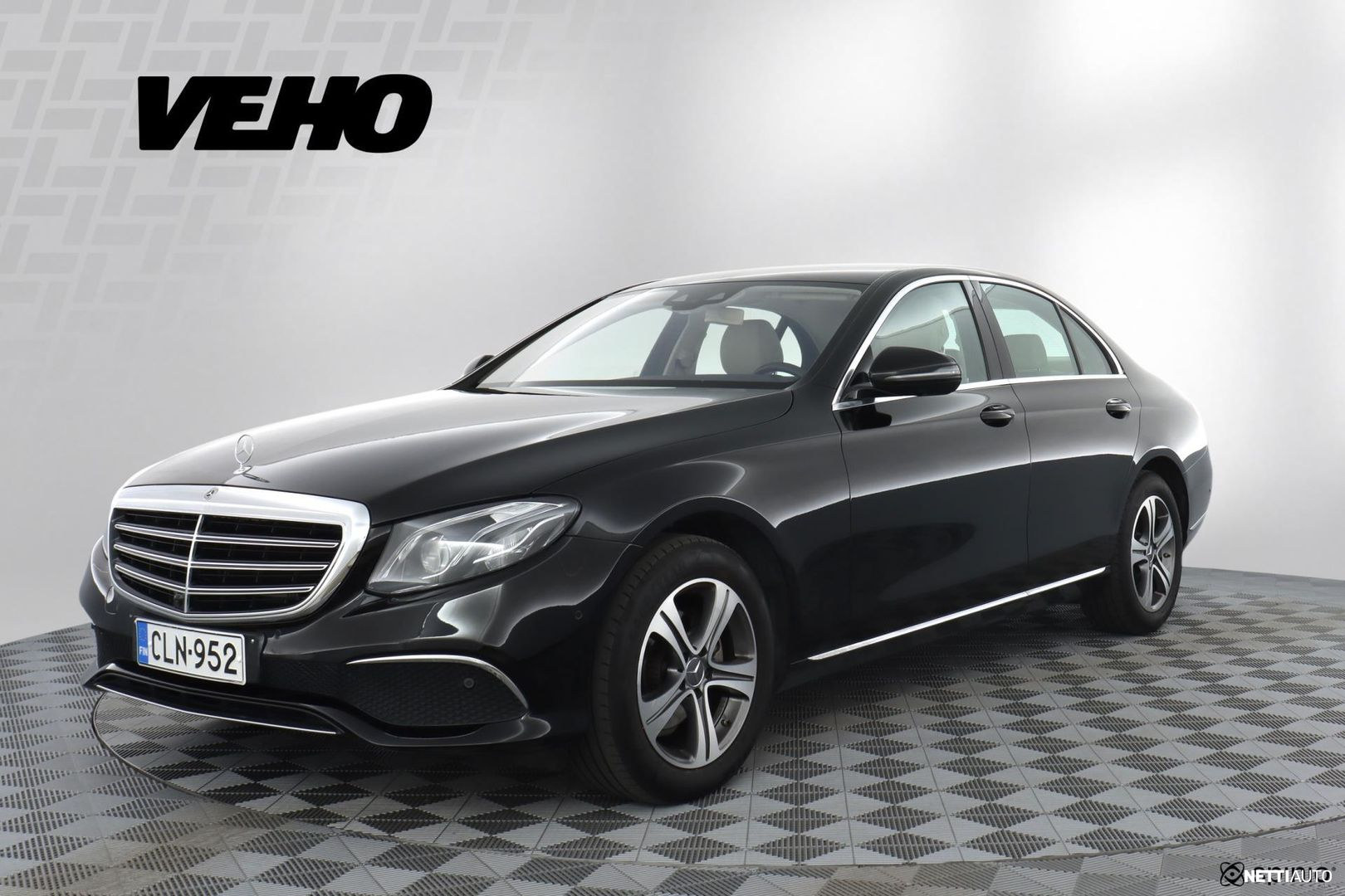 Mercedes-Benz E