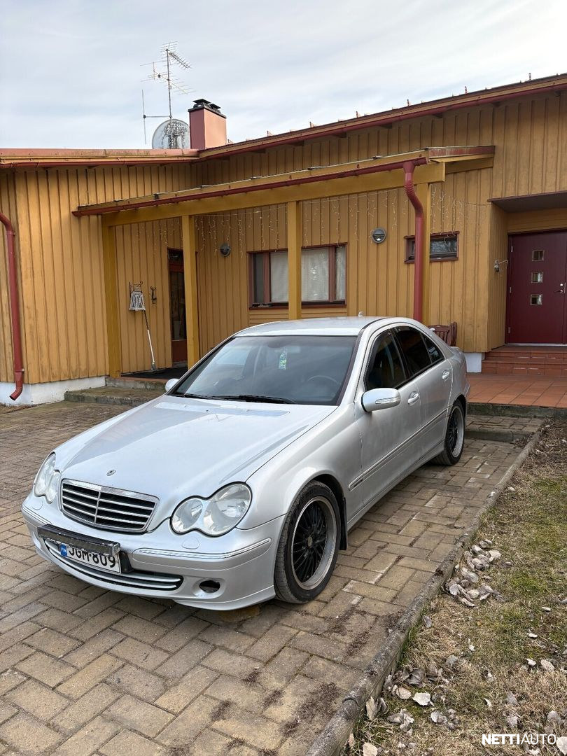 Mercedes-Benz C