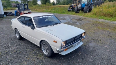 Toyota Corolla 1976, photo 2/16